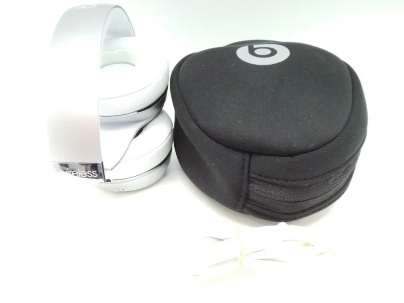 Beats by Dr. Dre Solo 3 Wireless Bluetooth Headband Headphones