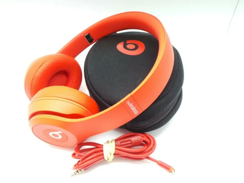 Beats by Dr. Dre Solo 3 Wireless Bluetooth Headband Headphones