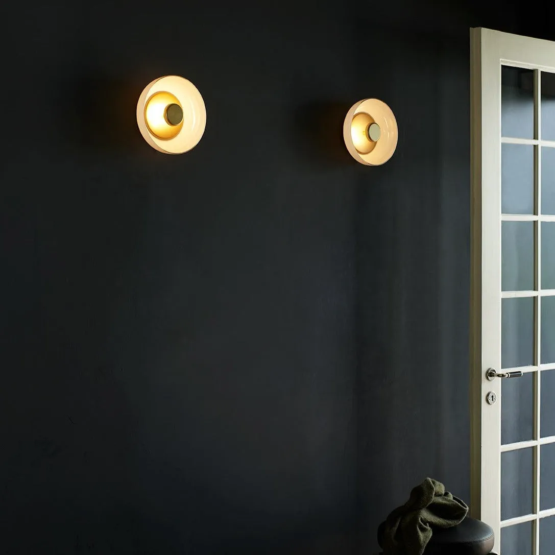 Blossi Wall Lamp