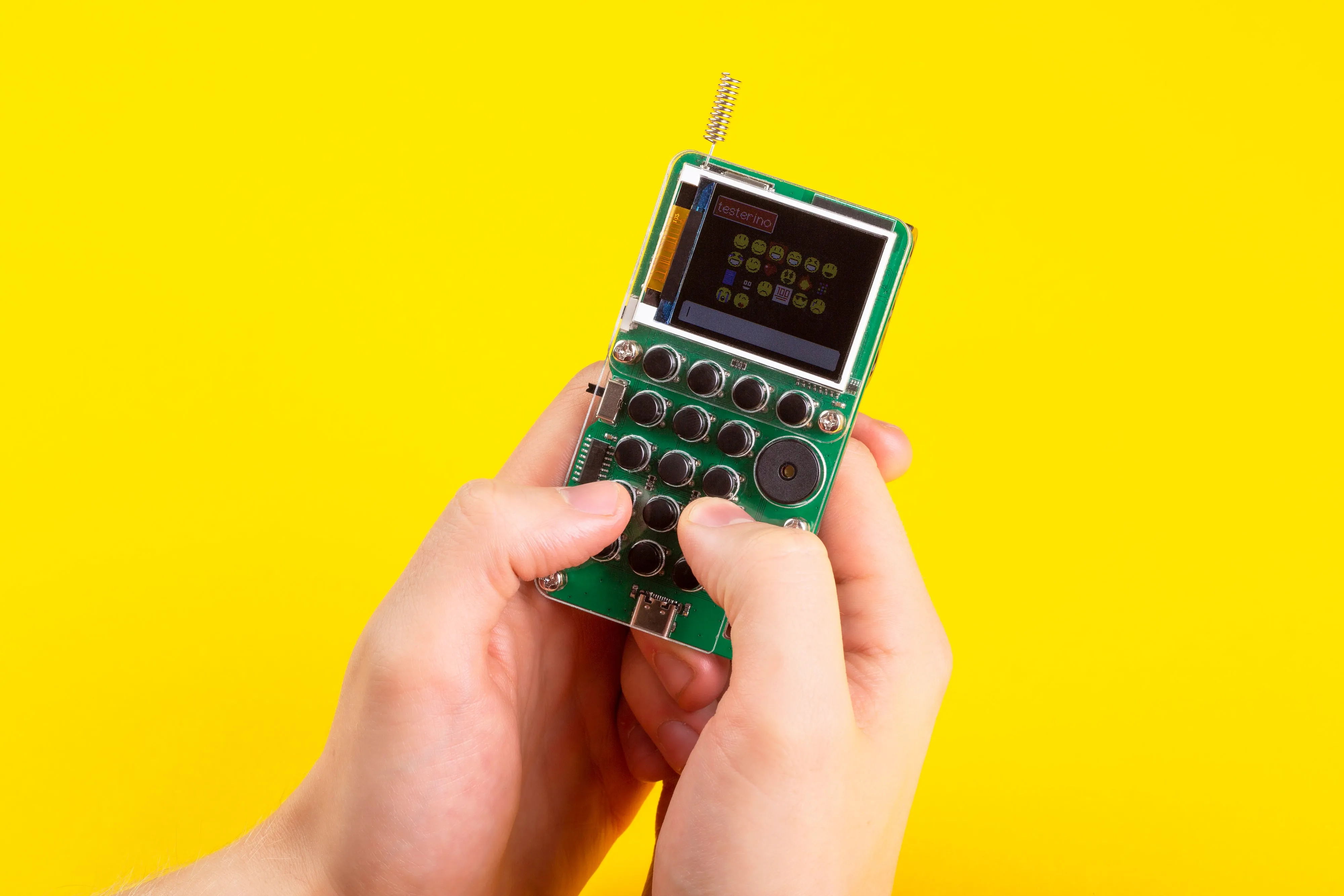 CircuitMess Chatter