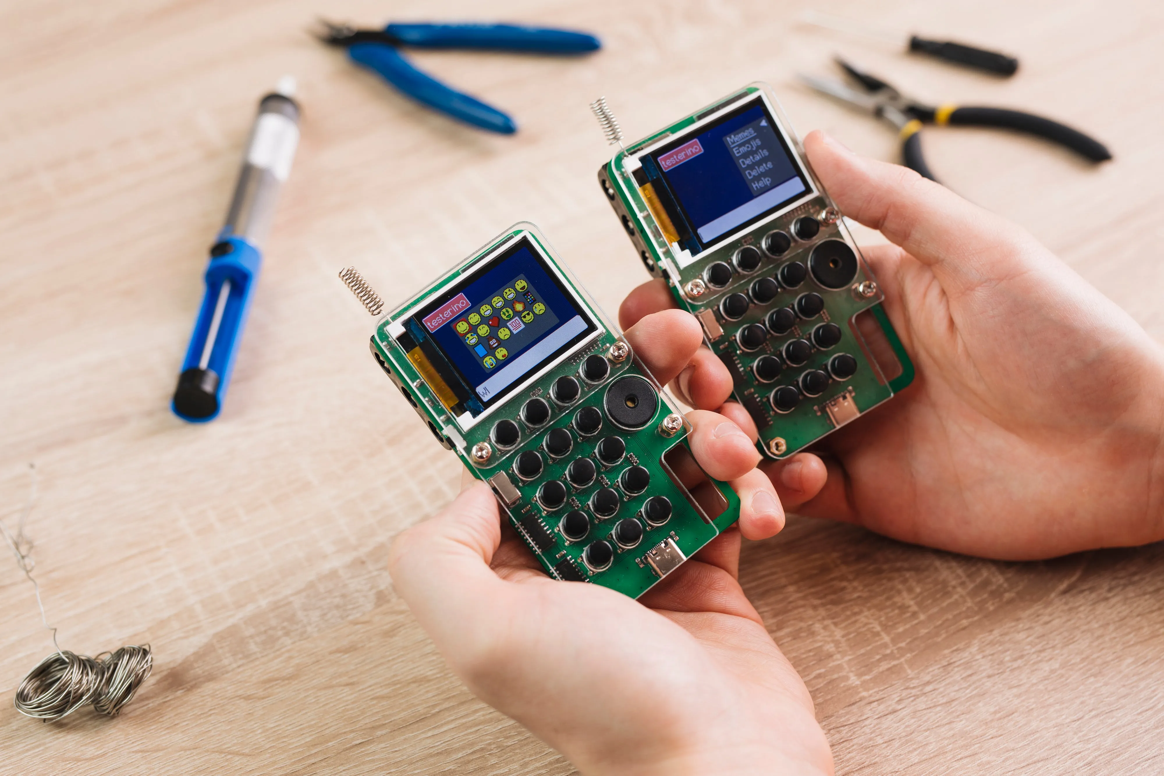 CircuitMess Chatter
