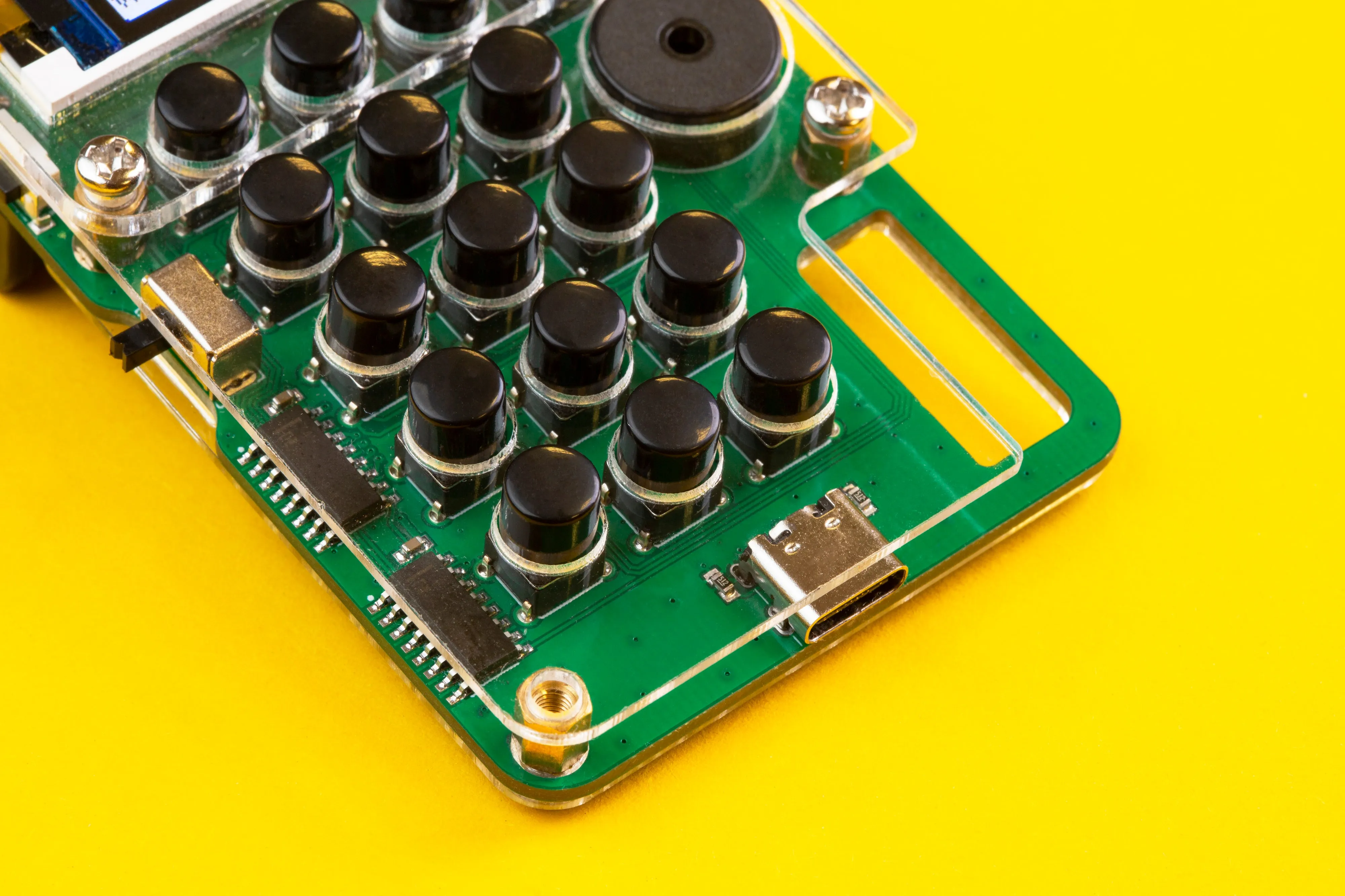 CircuitMess Chatter