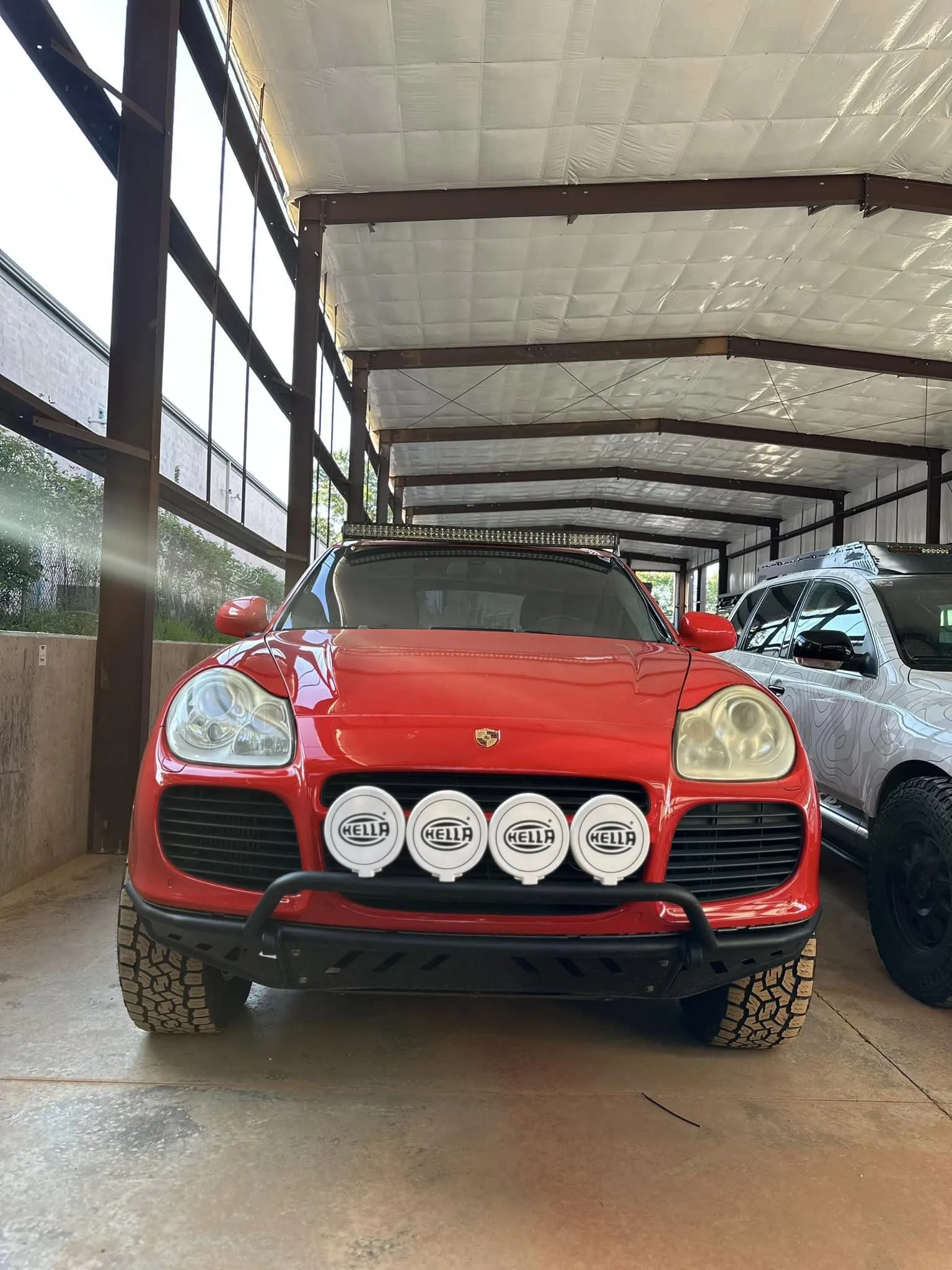 GEN 1: BAJA CHASER LIGHT MOUNT - CAYENNE/TOUAREG