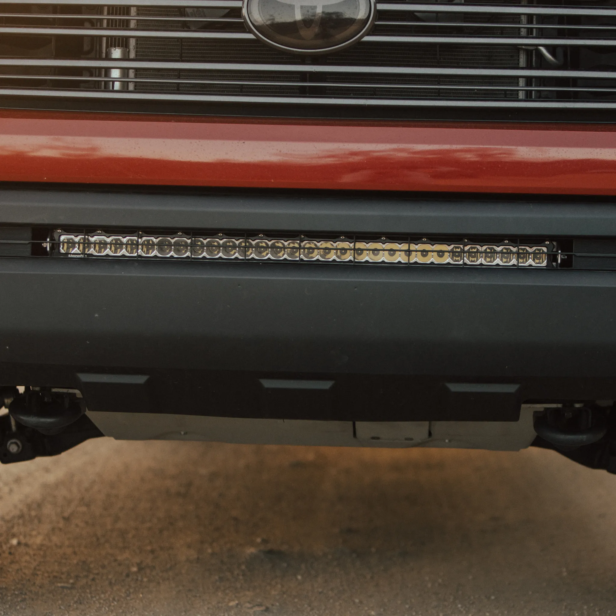 Heretic Studio Toyota Tundra - Behind The Grille - 30 inch Light Bar - Clear Lens