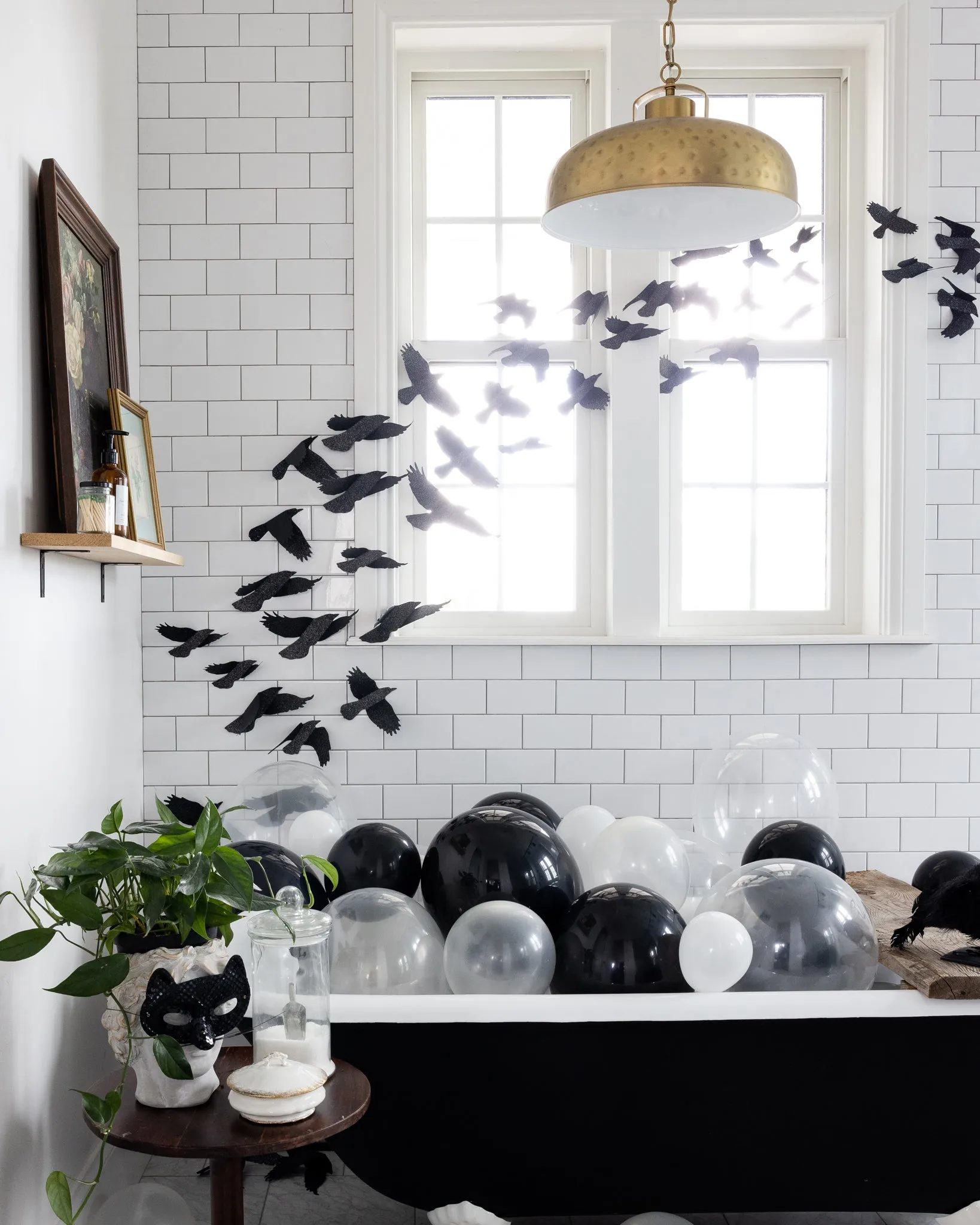 MYS1008 -  Mystical Bag of Ravens Wall Décor