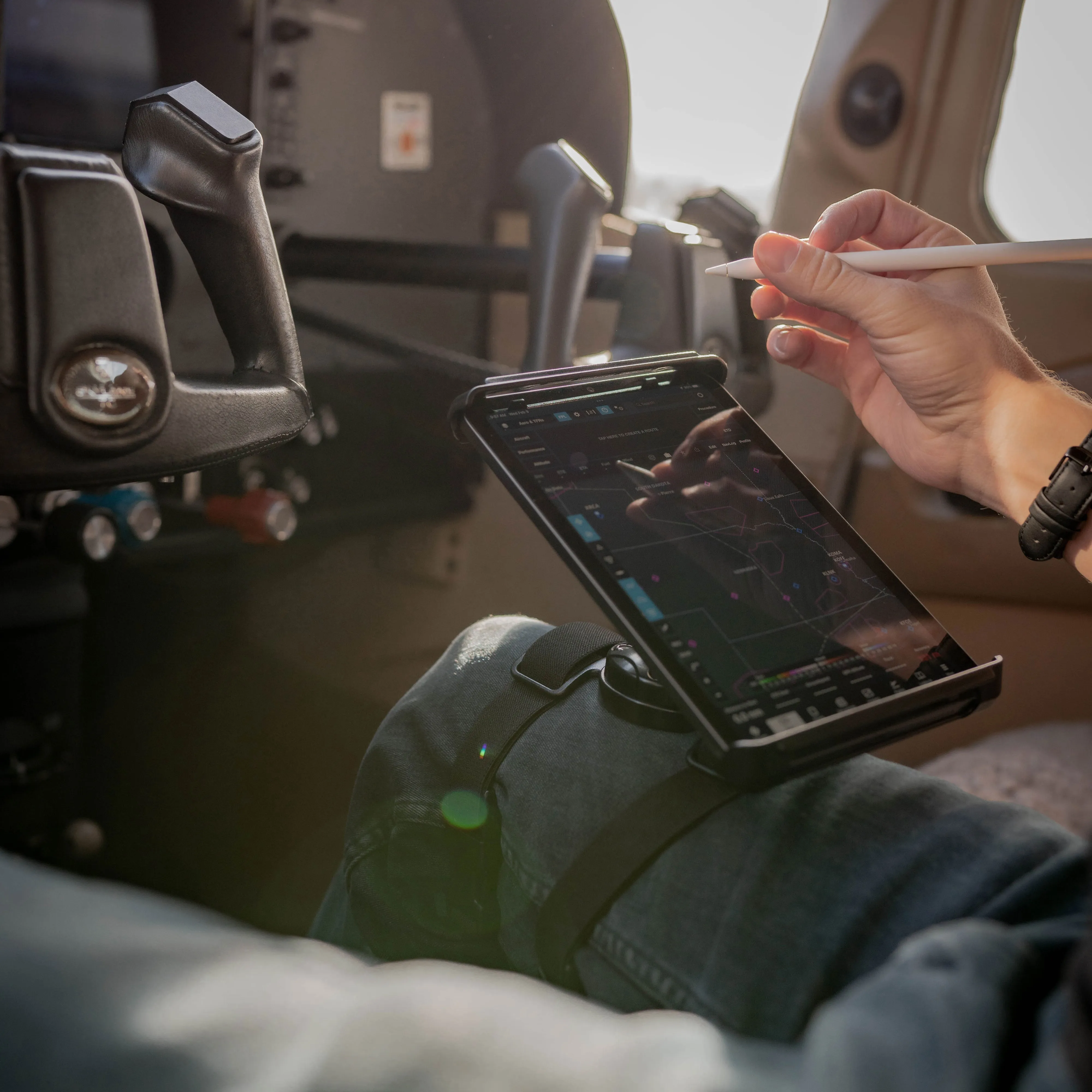 RAM® Tab-Tite™ with Kneeboard Mount for iPad mini Series   More