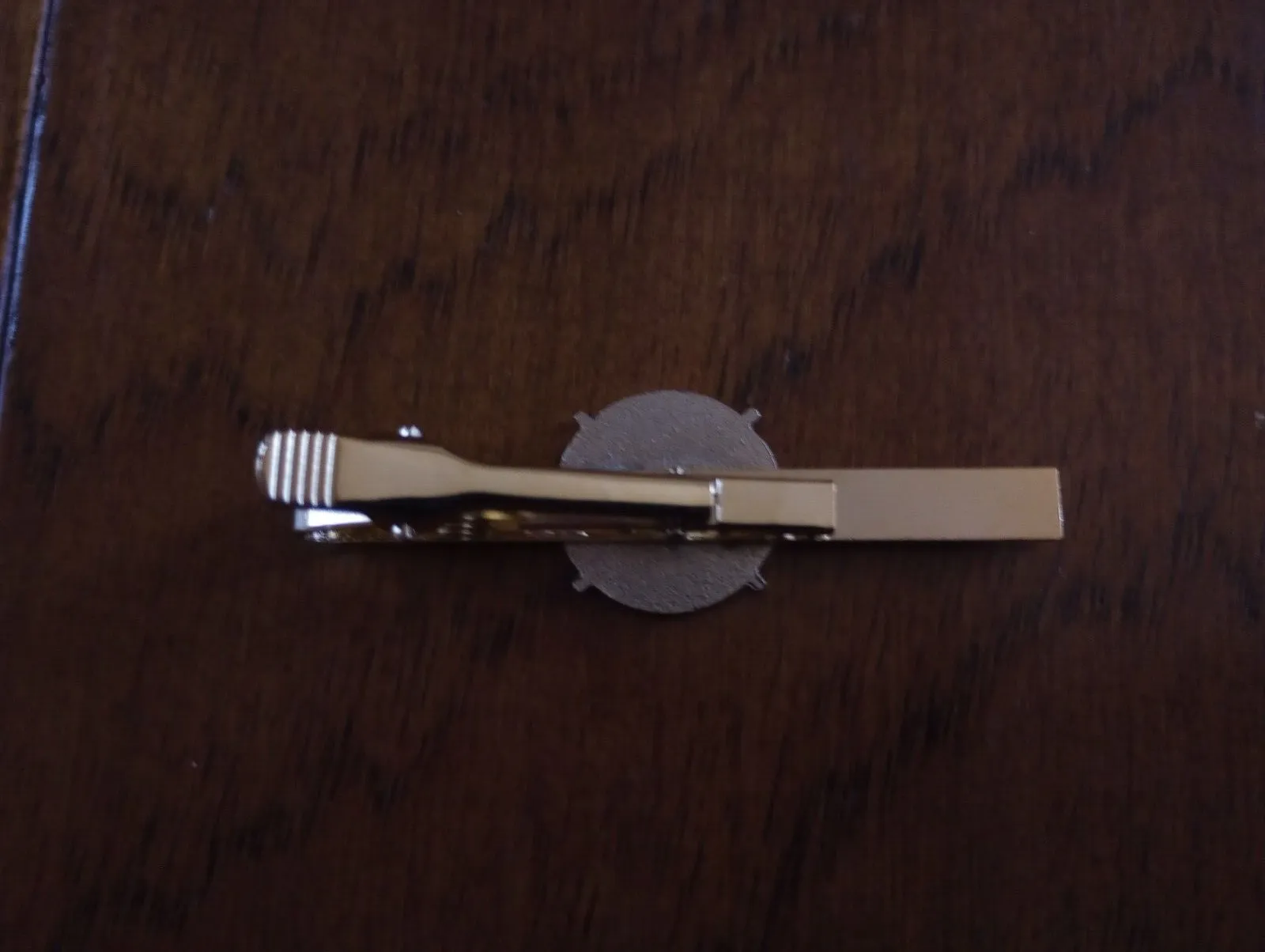 SNIPER SCOPE TIE BAR TIE TAC CLIP ON SILVER ON GOLD BAR U.S.A MADE