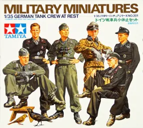 Tamiya 1/35 Military Miniatures German Tank Crew at rest