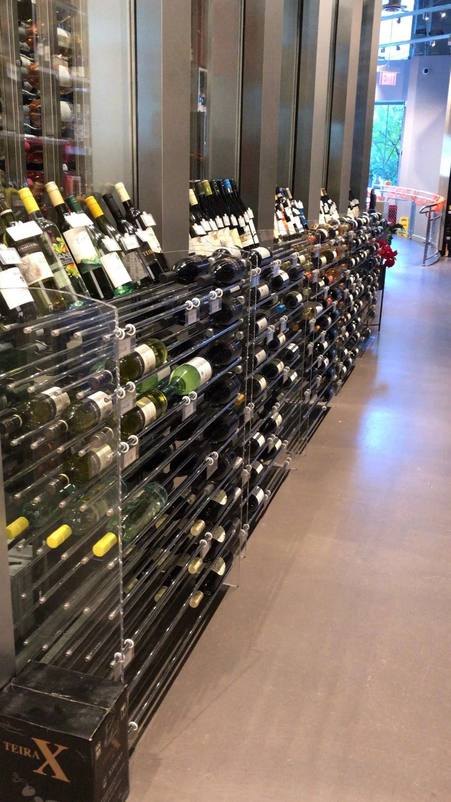 VintageView Evolution Freestanding Metal and Acrylic Wine Rack Tower 81 Bottles/Base Kit Only WT-47-X-K